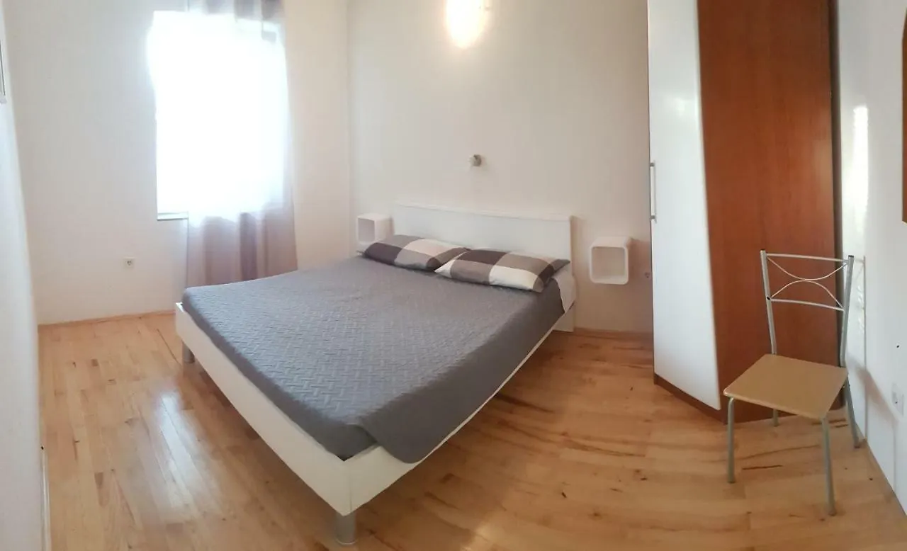 Apartment Anita Fažana